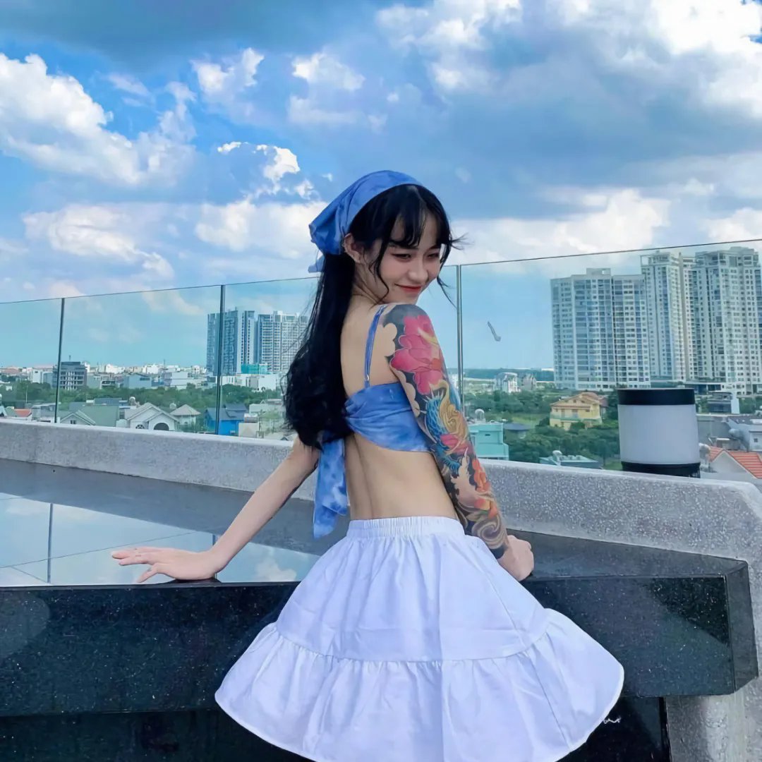 情牵玫瑰园